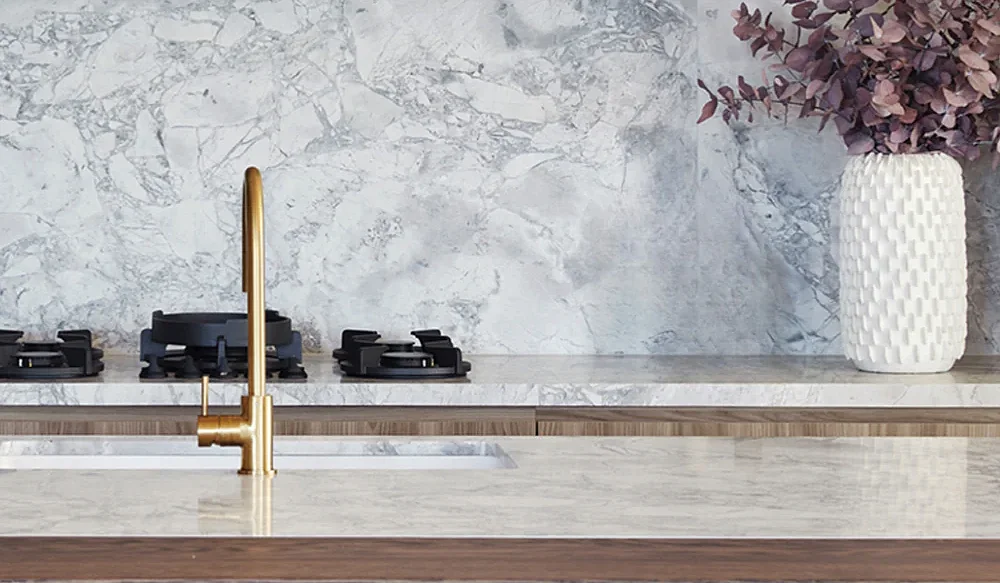 verotti-kitchen-sink-lifestyle verotti-kitchen-sink-mixer-lifestyle<br />